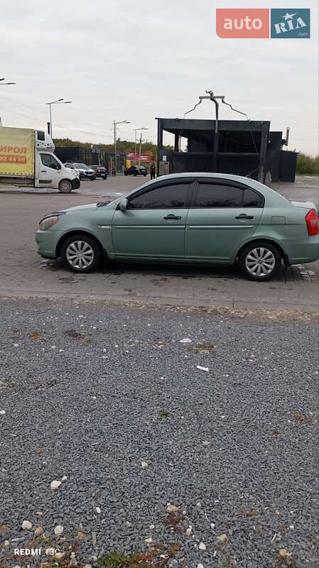 Седан Hyundai Accent 2007 в Львові
