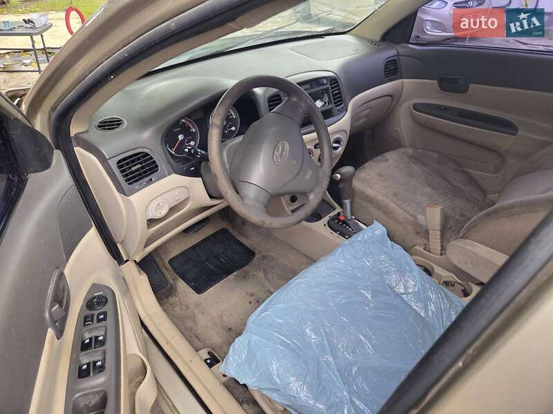 Седан Hyundai Accent 2008 в Киеве