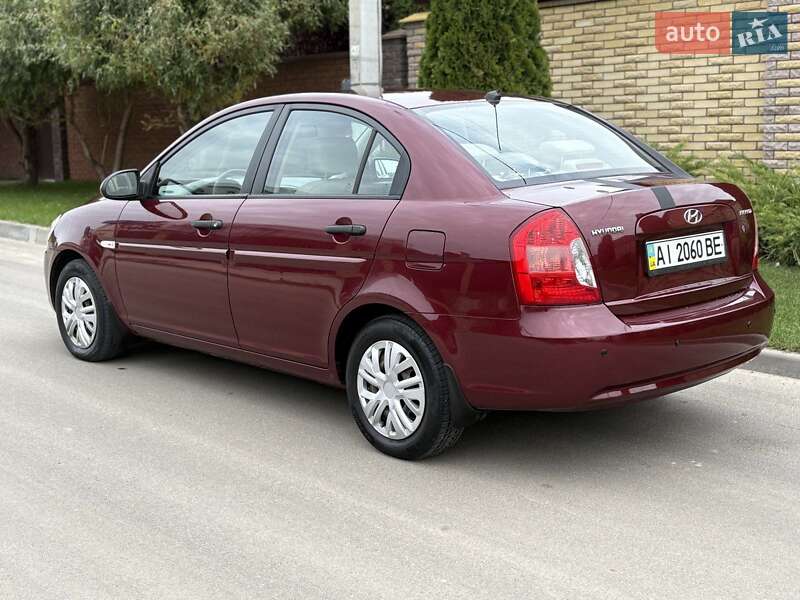 Седан Hyundai Accent 2008 в Киеве
