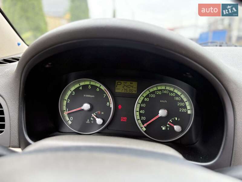 Седан Hyundai Accent 2008 в Киеве