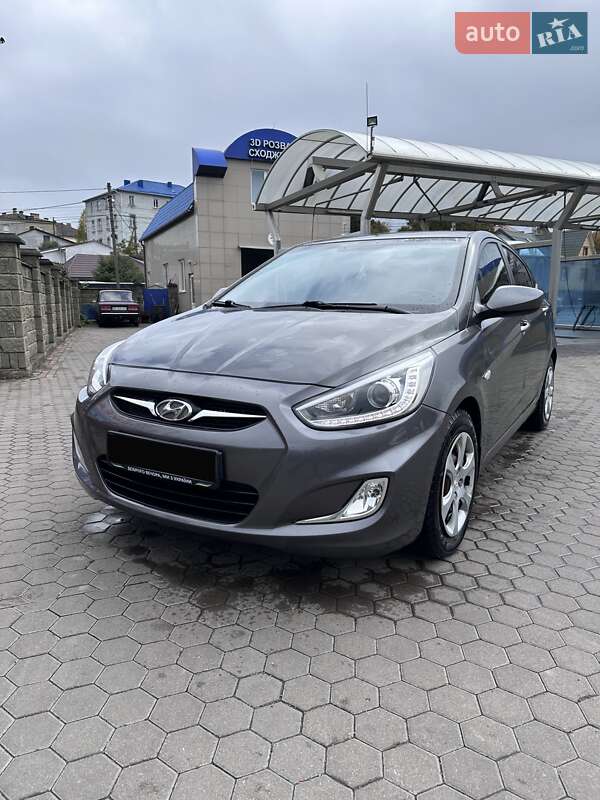 Седан Hyundai Accent 2013 в Луцке фото 13 Седан Hyundai Accent 2013 в Луцке