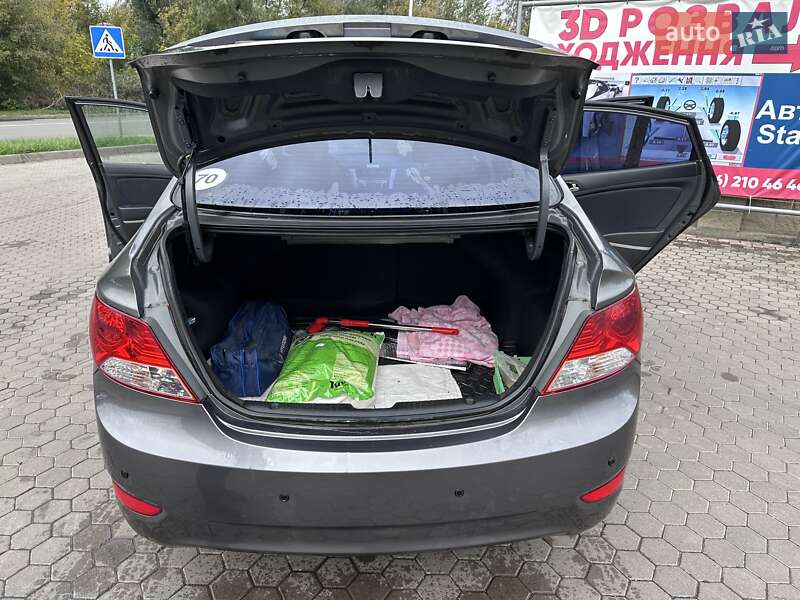 Седан Hyundai Accent 2013 в Луцке фото 16 Седан Hyundai Accent 2013 в Луцке