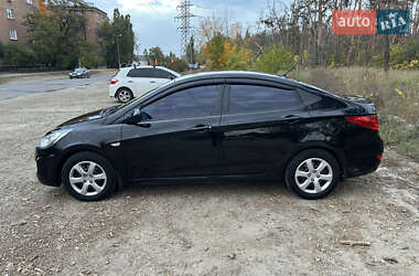 Седан Hyundai Accent 2012 в 
