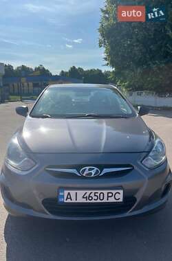 Седан Hyundai Accent 2011 в 
