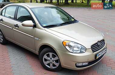 Седан Hyundai Accent 2008 в Сумах