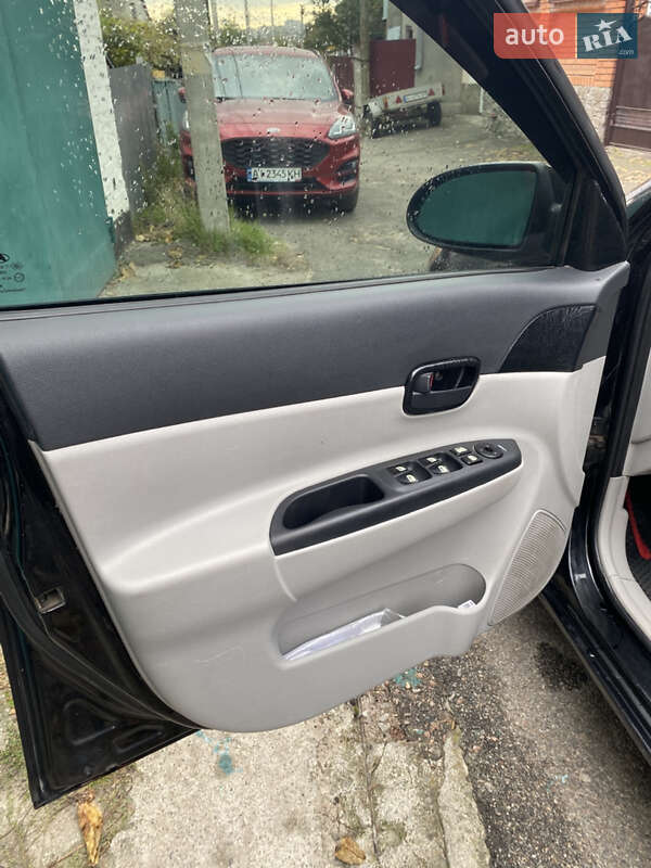 Хэтчбек Hyundai Accent 2008 в Белой Церкви фото 10 Хэтчбек Hyundai Accent 2008 в Белой Церкви