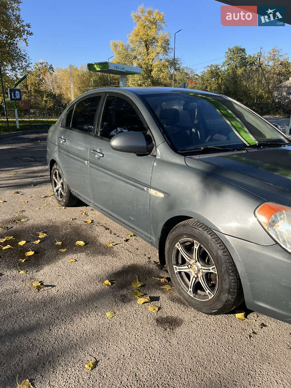 Седан Hyundai Accent 2008 в Виннице
