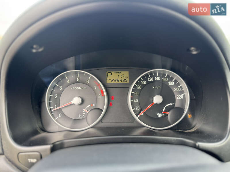 Хетчбек Hyundai Accent 2006 в Києві фото 33 Хетчбек Hyundai Accent 2006 в Києві