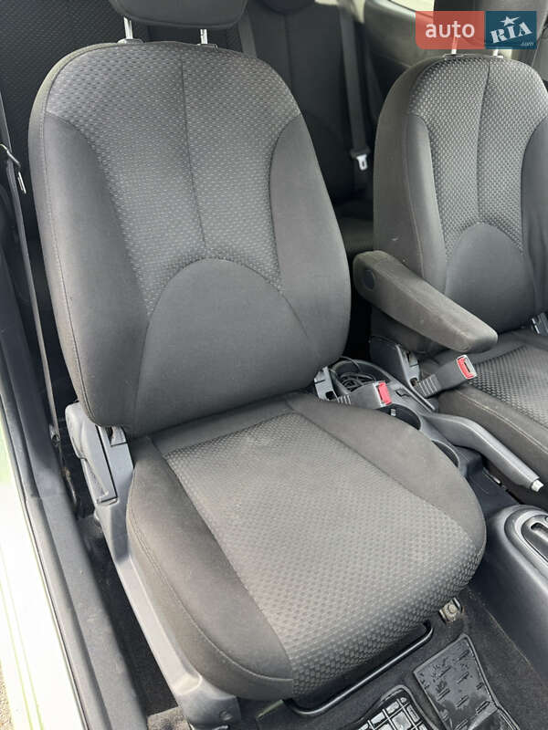 Хетчбек Hyundai Accent 2006 в Києві фото 37 Хетчбек Hyundai Accent 2006 в Києві