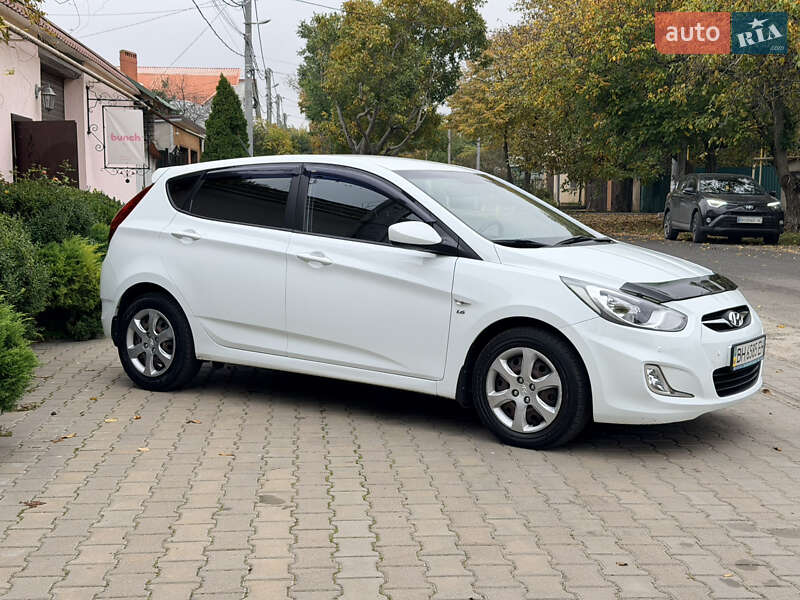 Хэтчбек Hyundai Accent 2012 в Одессе