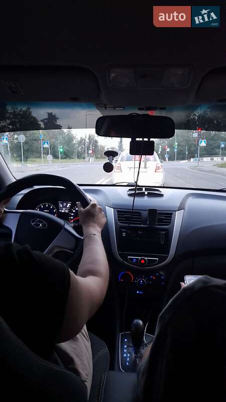 Седан Hyundai Accent 2012 в Киеве фото 11 Седан Hyundai Accent 2012 в Киеве