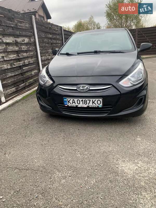 Хэтчбек Hyundai Accent 2017 в Киеве
