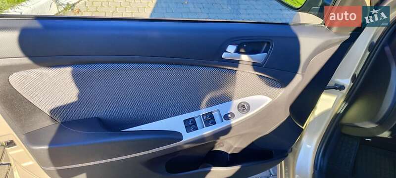 Седан Hyundai Accent 2014 в Одесі фото 10 Седан Hyundai Accent 2014 в Одесі