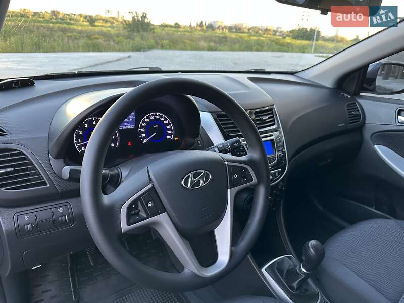 Седан Hyundai Accent 2013 в Киеве фото 18 Седан Hyundai Accent 2013 в Киеве