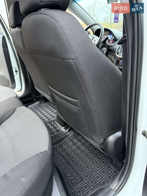 Седан Hyundai Accent 2013 в Киеве фото 43 Седан Hyundai Accent 2013 в Киеве