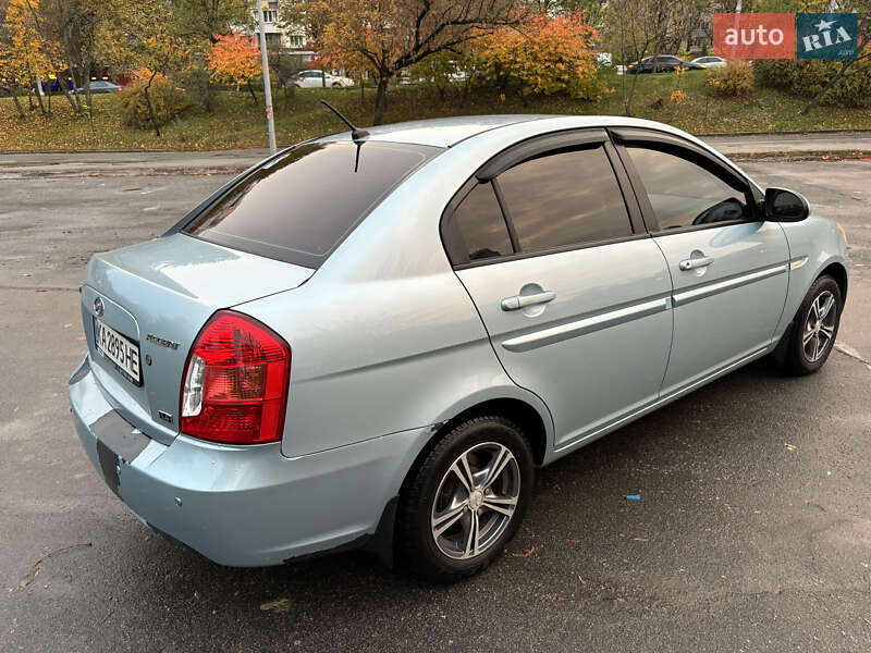 Седан Hyundai Accent 2008 в Киеве