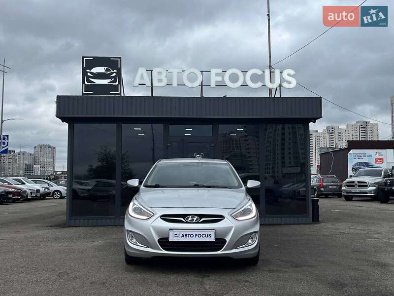 Седан Hyundai Accent 2013 в Киеве фото 3 Седан Hyundai Accent 2013 в Киеве