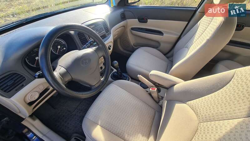Седан Hyundai Accent 2008 в Иршанске