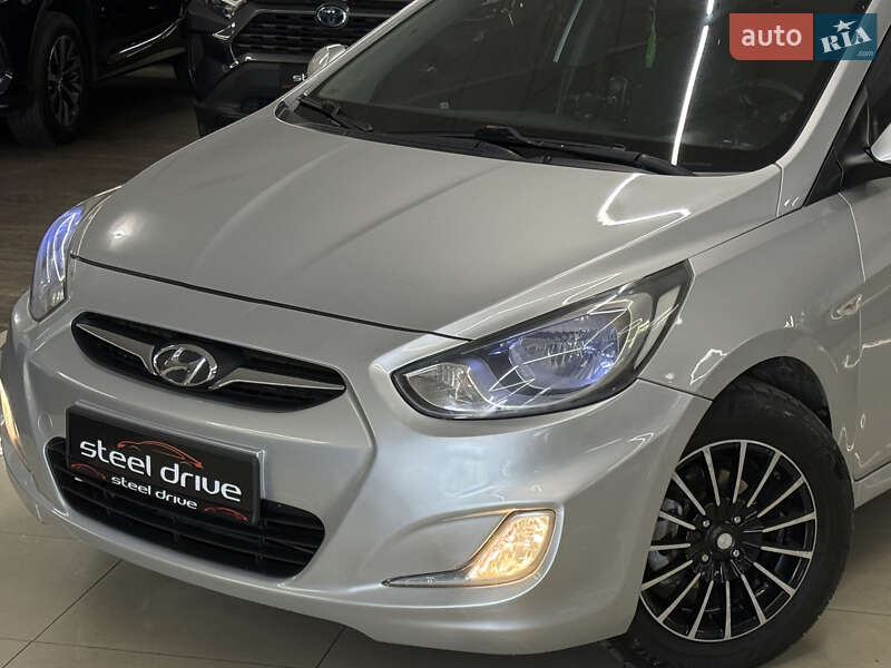 Седан Hyundai Accent 2011 в Николаеве фото 5 Седан Hyundai Accent 2011 в Николаеве
