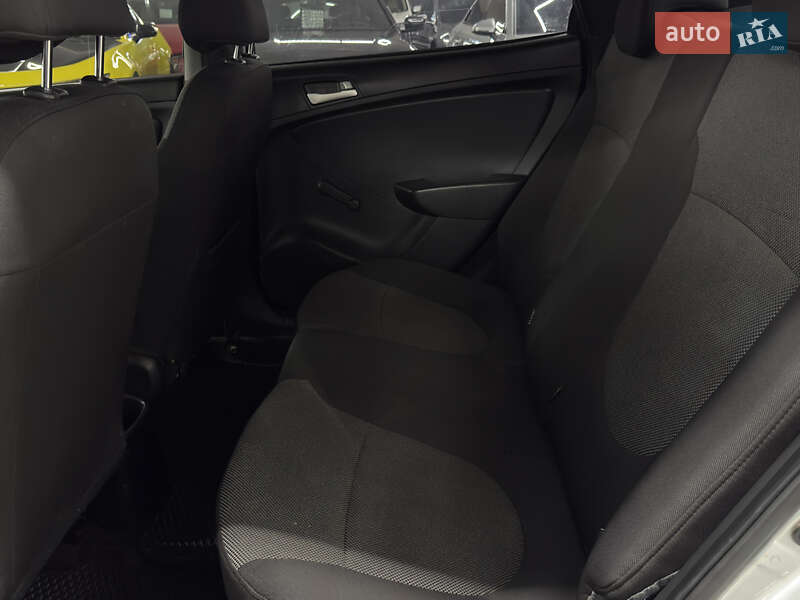 Седан Hyundai Accent 2011 в Николаеве фото 18 Седан Hyundai Accent 2011 в Николаеве