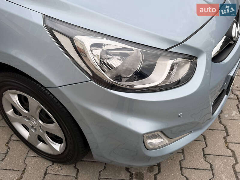 Седан Hyundai Accent 2011 в Харькове фото 12 Седан Hyundai Accent 2011 в Харькове