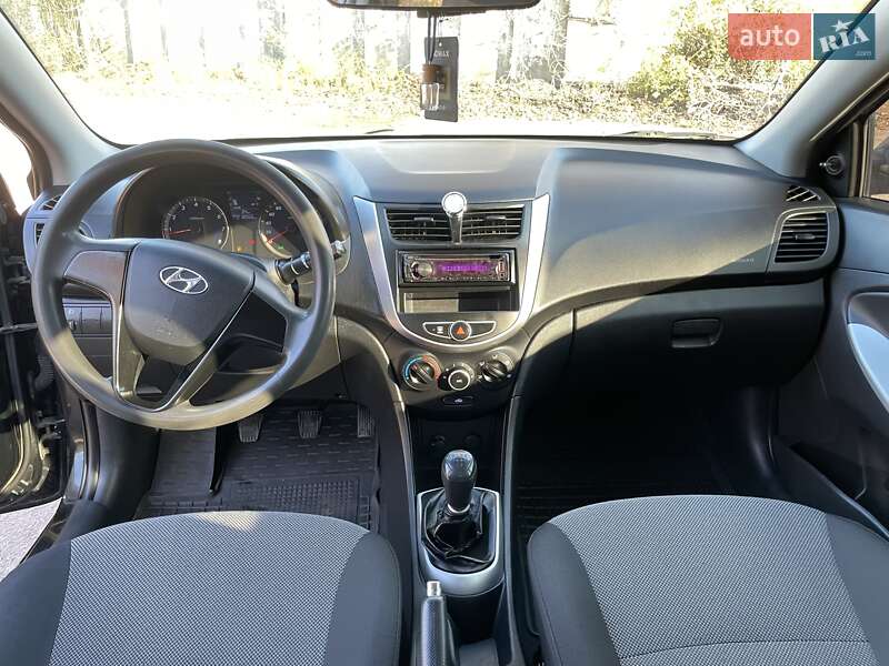 Седан Hyundai Accent 2013 в Чернігові фото 12 Седан Hyundai Accent 2013 в Чернігові