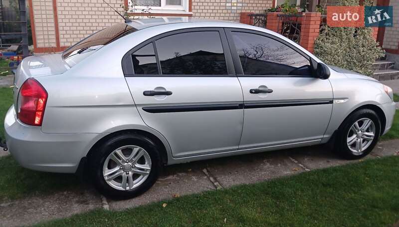 Седан Hyundai Accent 2010 в Корсуне-Шевченковском фото 17 Седан Hyundai Accent 2010 в Корсуне-Шевченковском