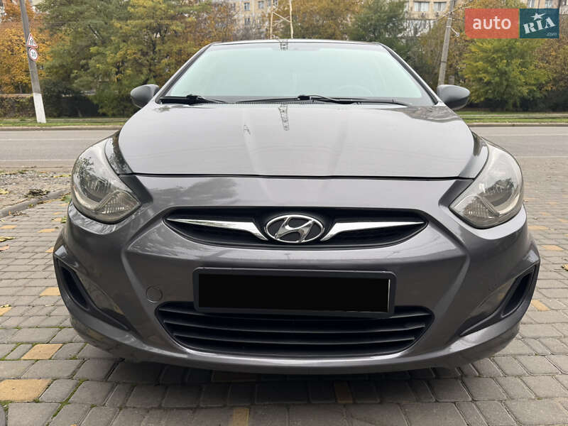 Седан Hyundai Accent 2011 в Одессе фото 2 Седан Hyundai Accent 2011 в Одессе