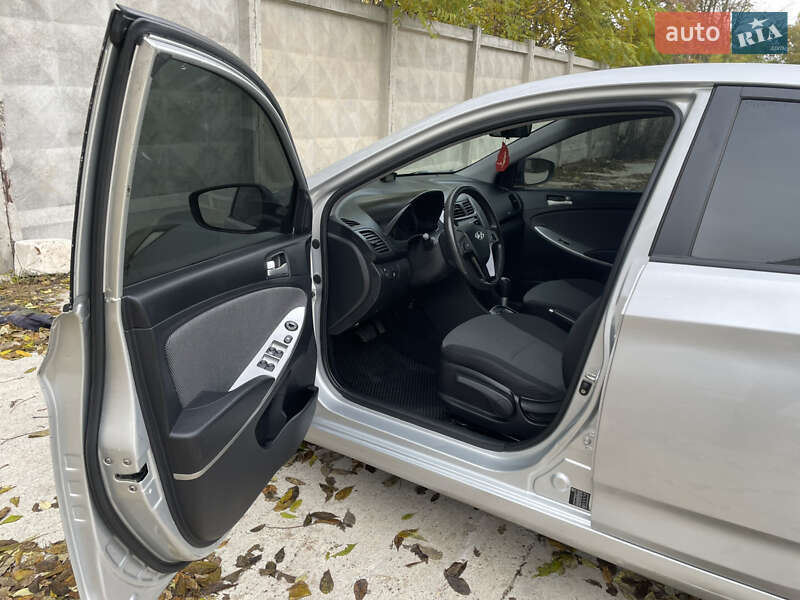 Седан Hyundai Accent 2011 в Одесі фото 33 Седан Hyundai Accent 2011 в Одесі