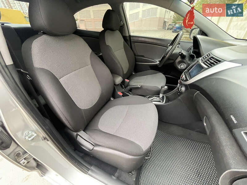 Седан Hyundai Accent 2011 в Одесі фото 45 Седан Hyundai Accent 2011 в Одесі