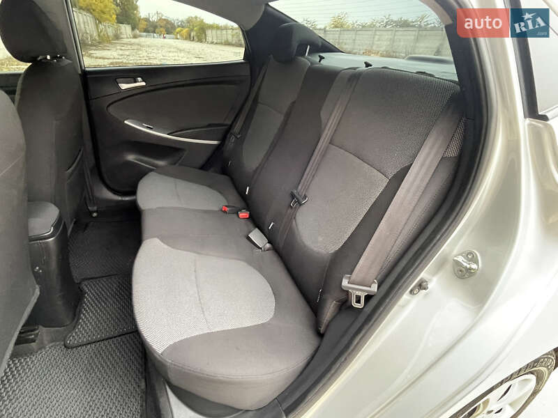 Седан Hyundai Accent 2011 в Одесі фото 53 Седан Hyundai Accent 2011 в Одесі