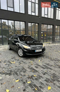 Седан Hyundai Accent 2011 в Полтаве