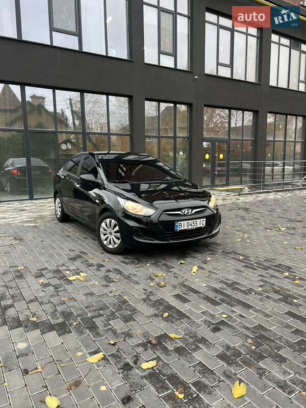 Hyundai Accent 2011 Hyundai Accent 2011