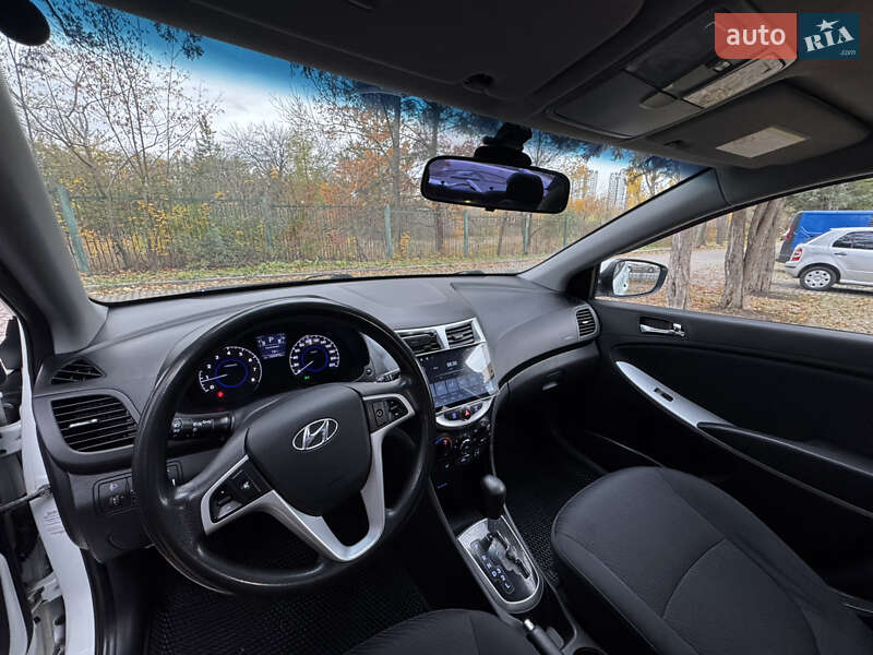 Седан Hyundai Accent 2012 в Харькове