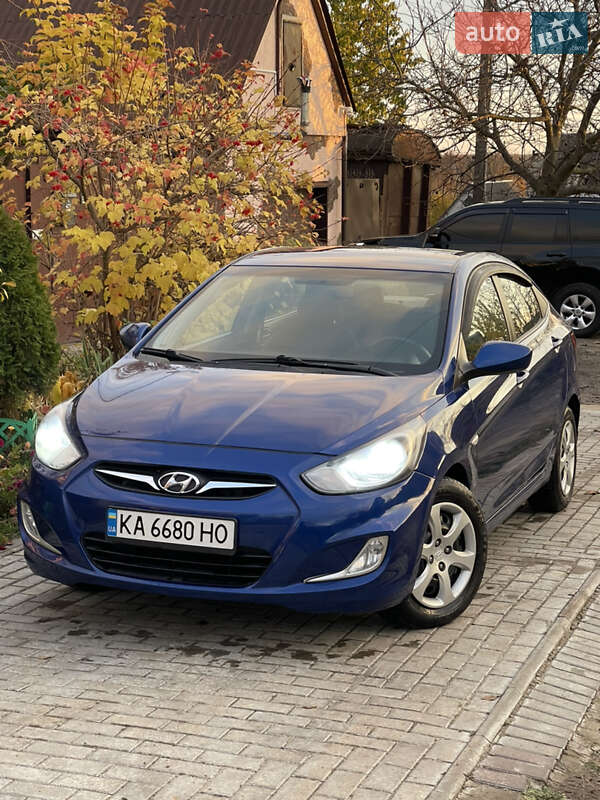 Седан Hyundai Accent 2013 в Харкові