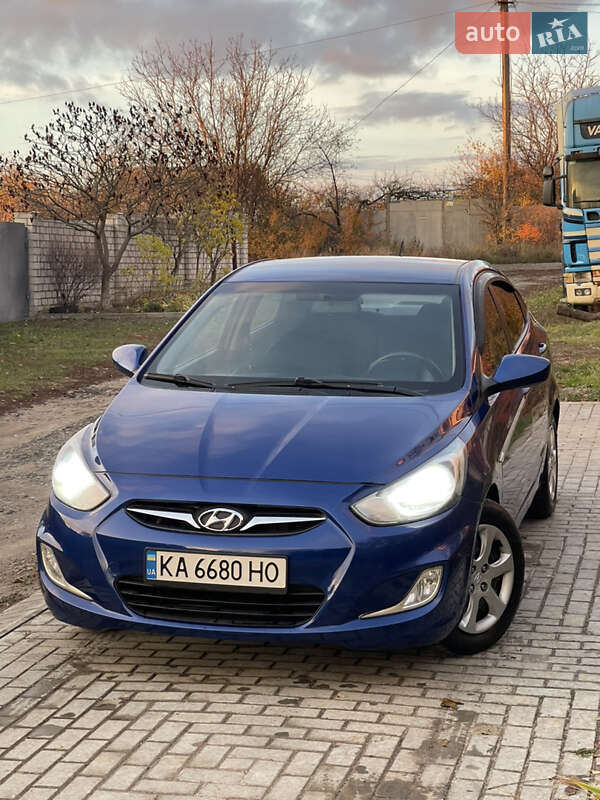 Седан Hyundai Accent 2013 в Харкові