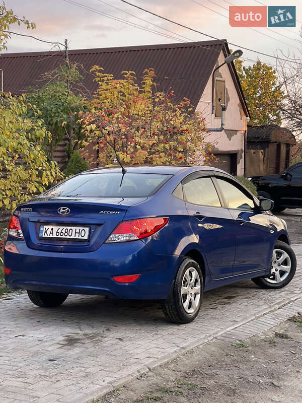 Седан Hyundai Accent 2013 в Харкові