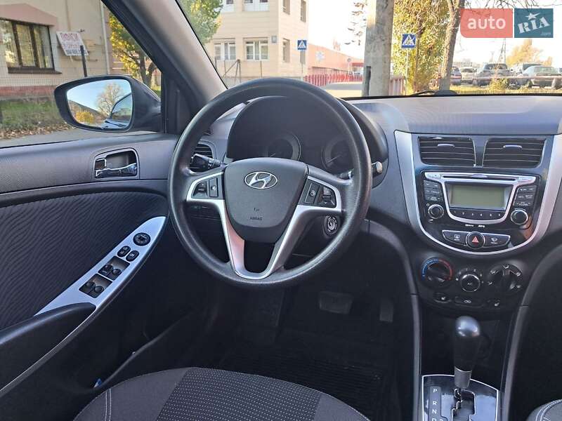 Седан Hyundai Accent 2011 в Киеве