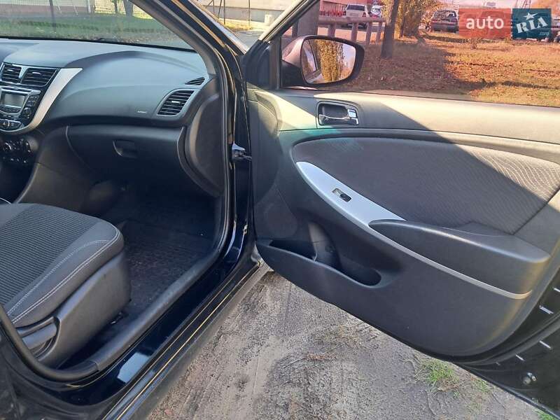 Седан Hyundai Accent 2011 в Киеве