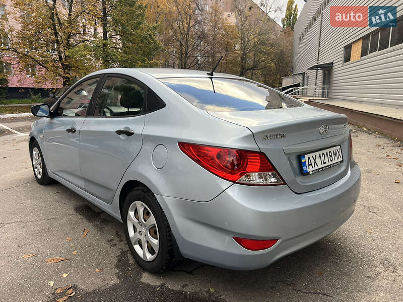 Седан Hyundai Accent 2012 в Харькове фото 8 Седан Hyundai Accent 2012 в Харькове