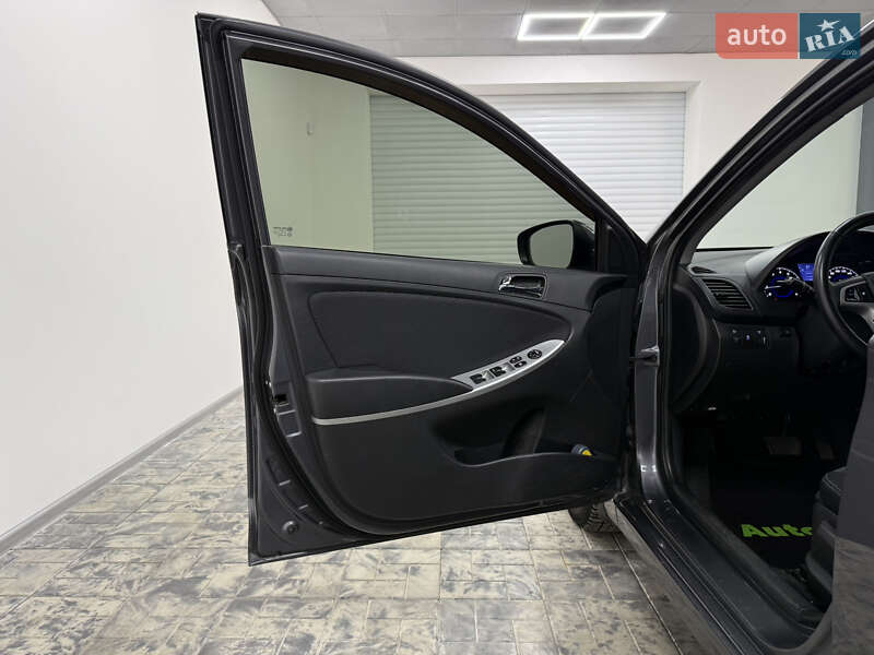 Седан Hyundai Accent 2013 в Одессе фото 15 Седан Hyundai Accent 2013 в Одессе