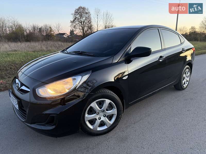 Седан Hyundai Accent 2011 в Тернополе