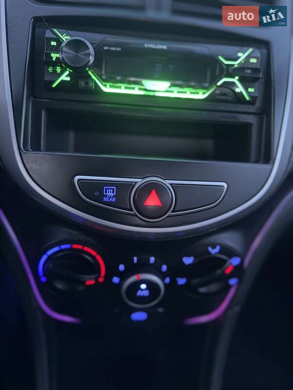 Седан Hyundai Accent 2011 в Тернополе