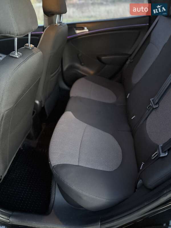 Седан Hyundai Accent 2011 в Тернополе