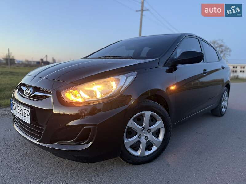 Седан Hyundai Accent 2011 в Тернополе