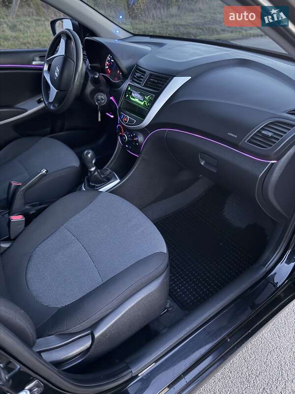 Седан Hyundai Accent 2011 в Тернополе