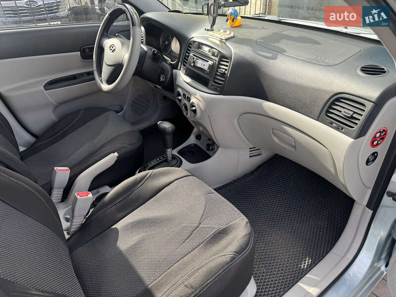 Седан Hyundai Accent 2008 в Миколаєві