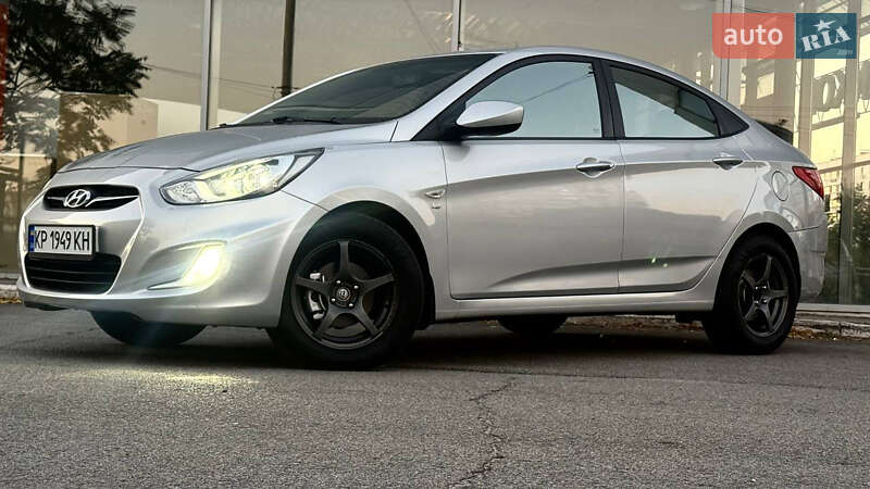 Седан Hyundai Accent 2012 в Запоріжжі фото 5 Седан Hyundai Accent 2012 в Запоріжжі