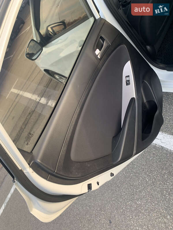 Седан Hyundai Accent 2019 в Києві