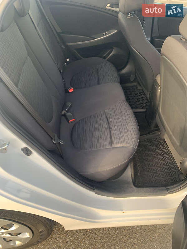 Седан Hyundai Accent 2019 в Києві